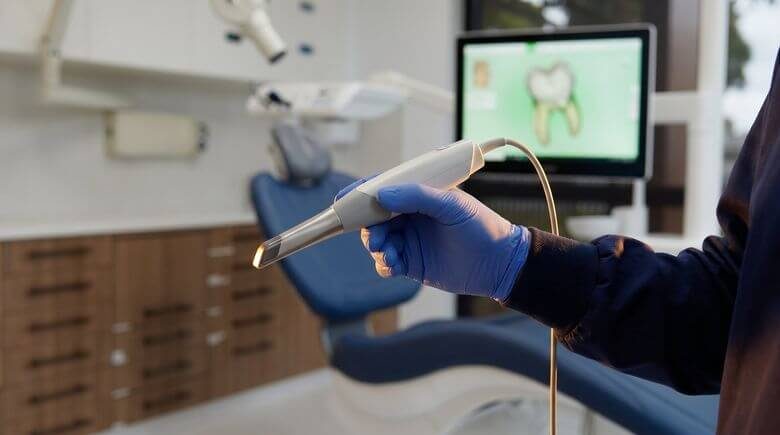 Digital intraoral scan of teeth